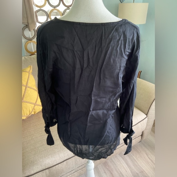 DONATED H&M Black Top - Picture 2 of 5